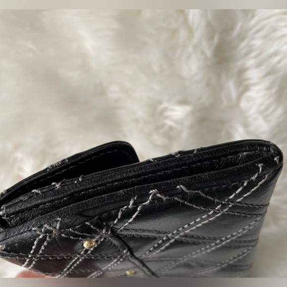 Marc Jacobs Quilted Wallet - Picture 8 of 9